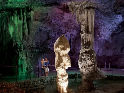 postojna cave